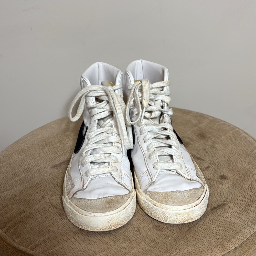 Nike Blazer Mid ‘77 Vintage - Picture 2 of 7